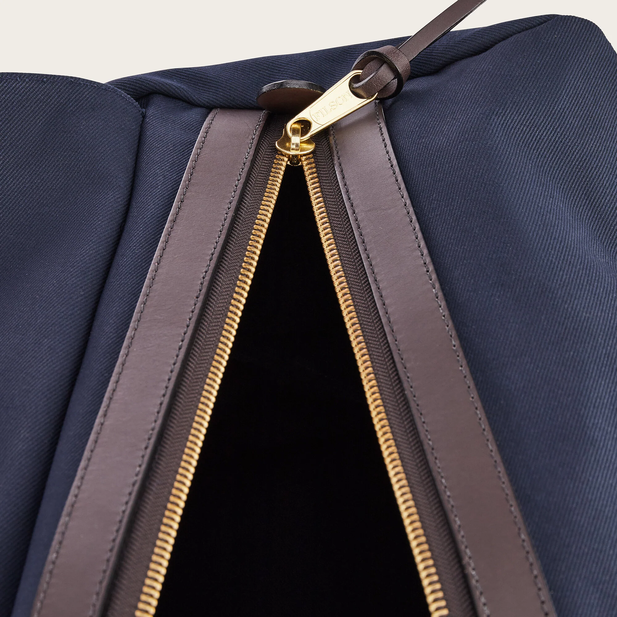 LARGE RUGGED TWILL DUFFLE BAG - Image 7