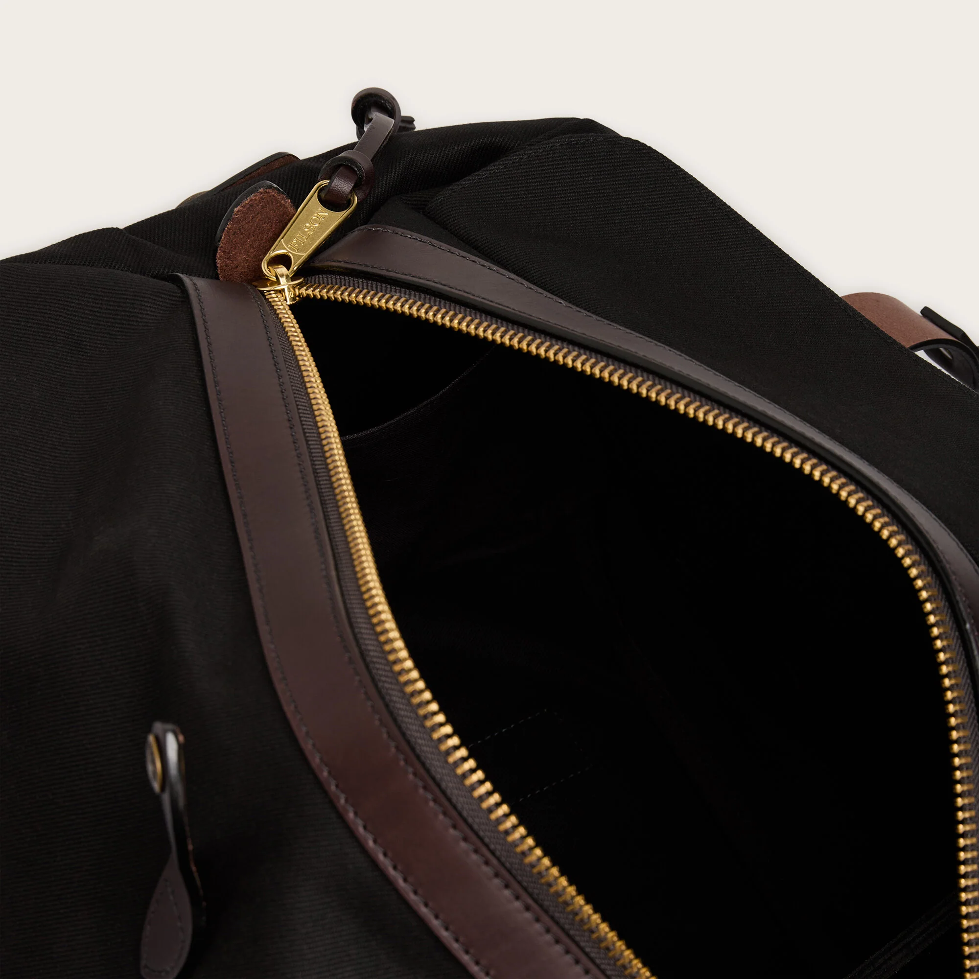 MEDIUM DUFFLE BAG - Image 6