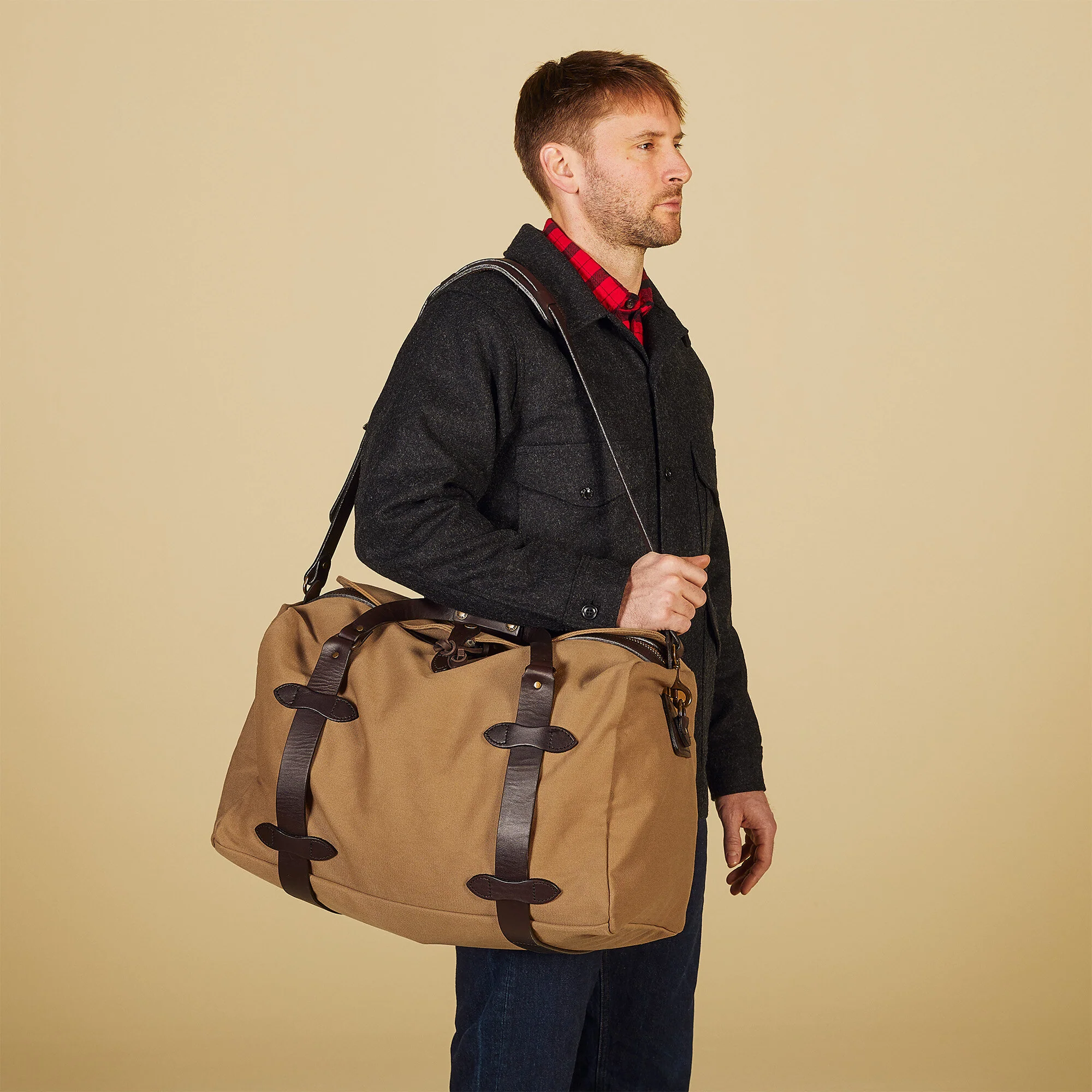 MEDIUM DUFFLE BAG - Image 12