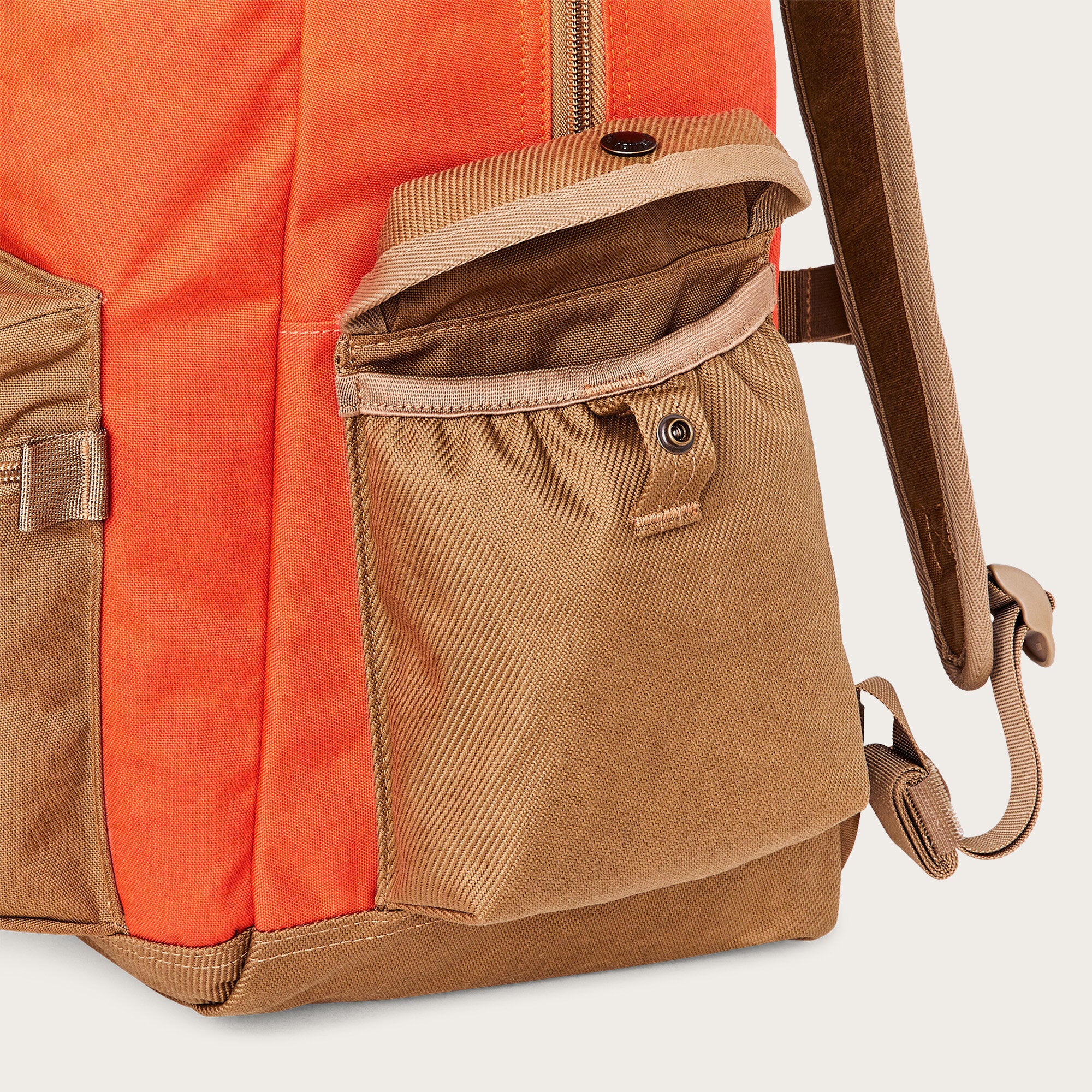 SURVEYOR 36L BACKPACK - Image 10
