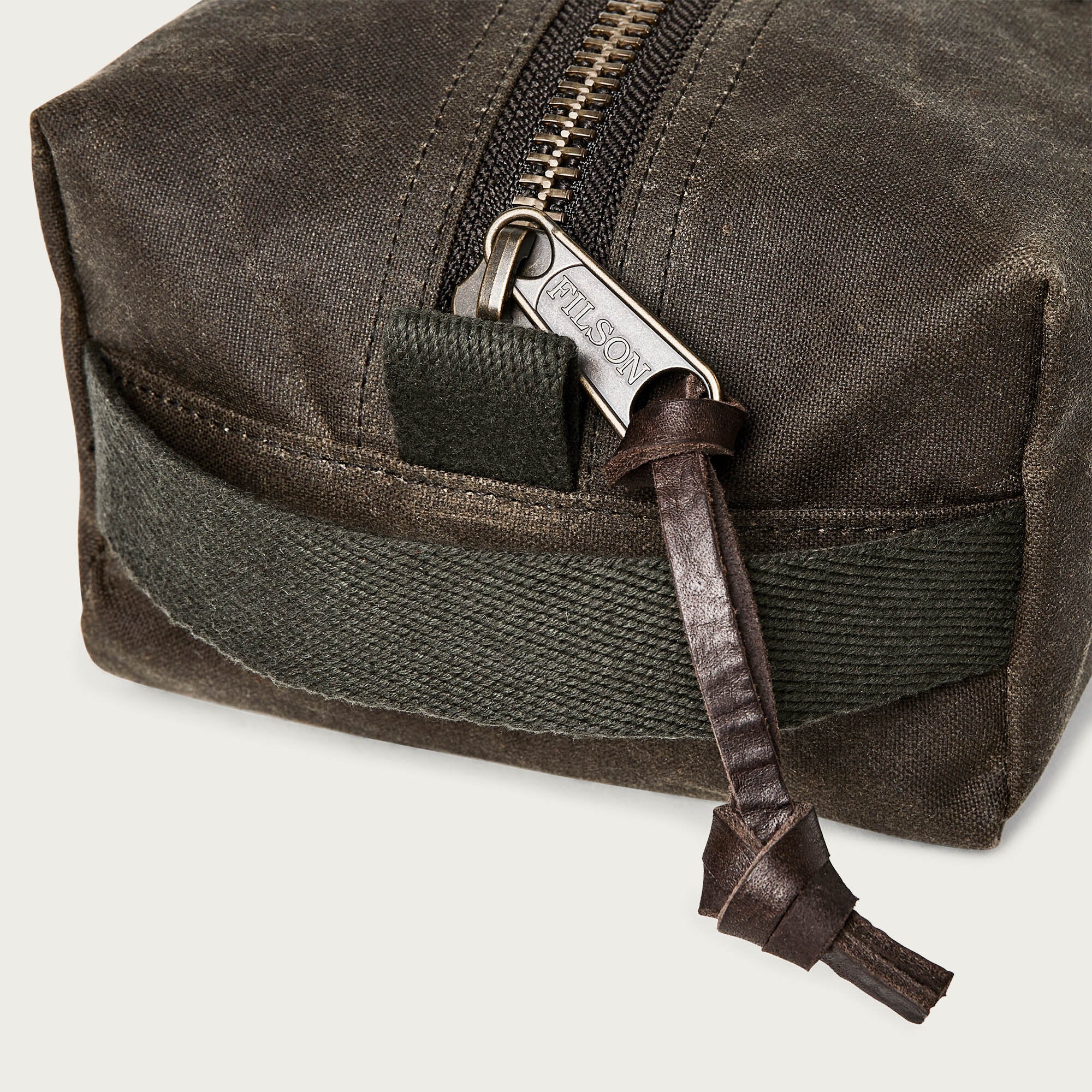 TIN CLOTH TRAVEL KIT - Image 5