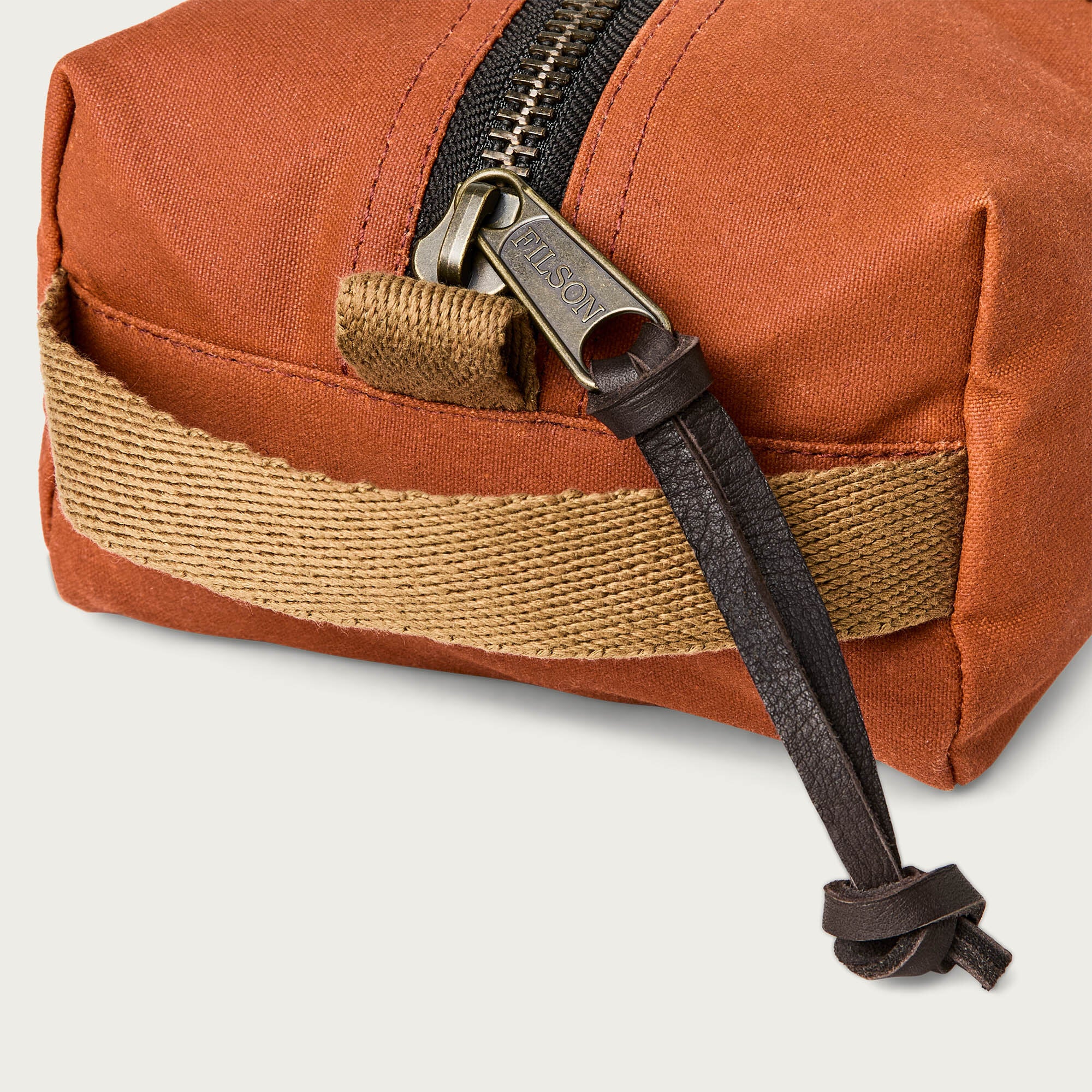 TIN CLOTH TRAVEL KIT - Image 5