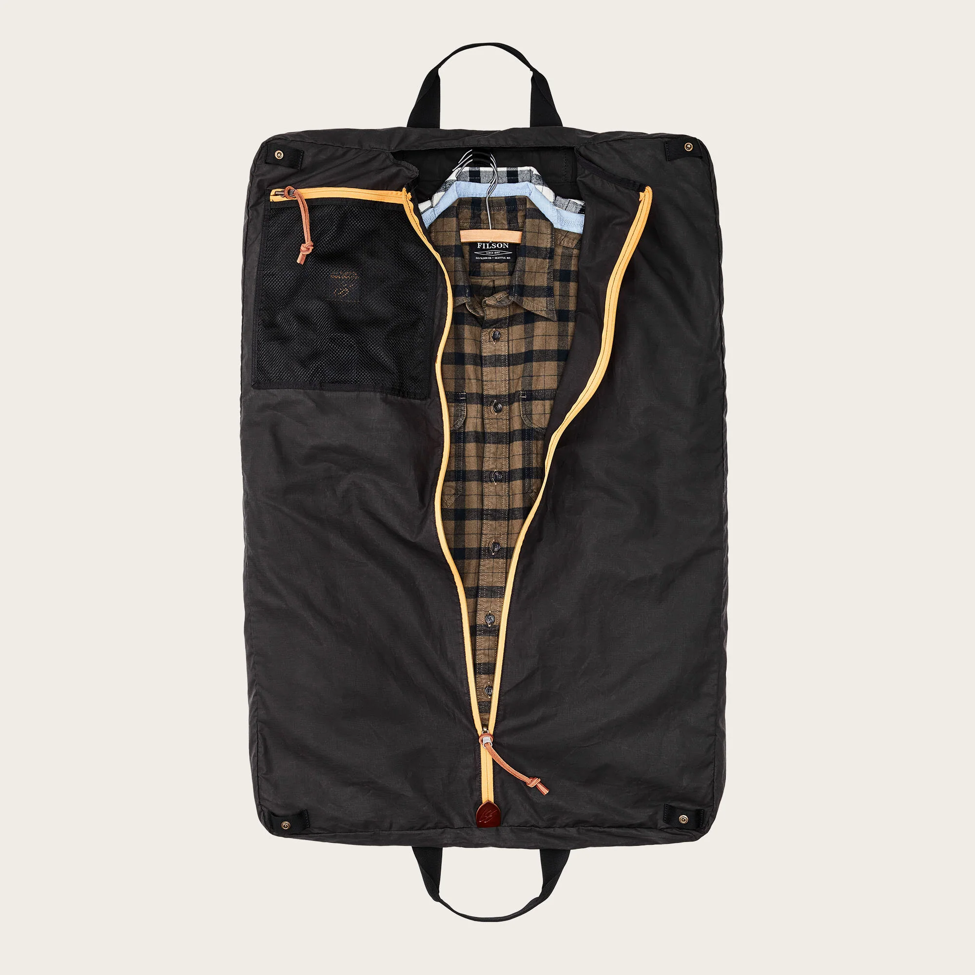 TRAVELLER SUIT COVER - Image 4
