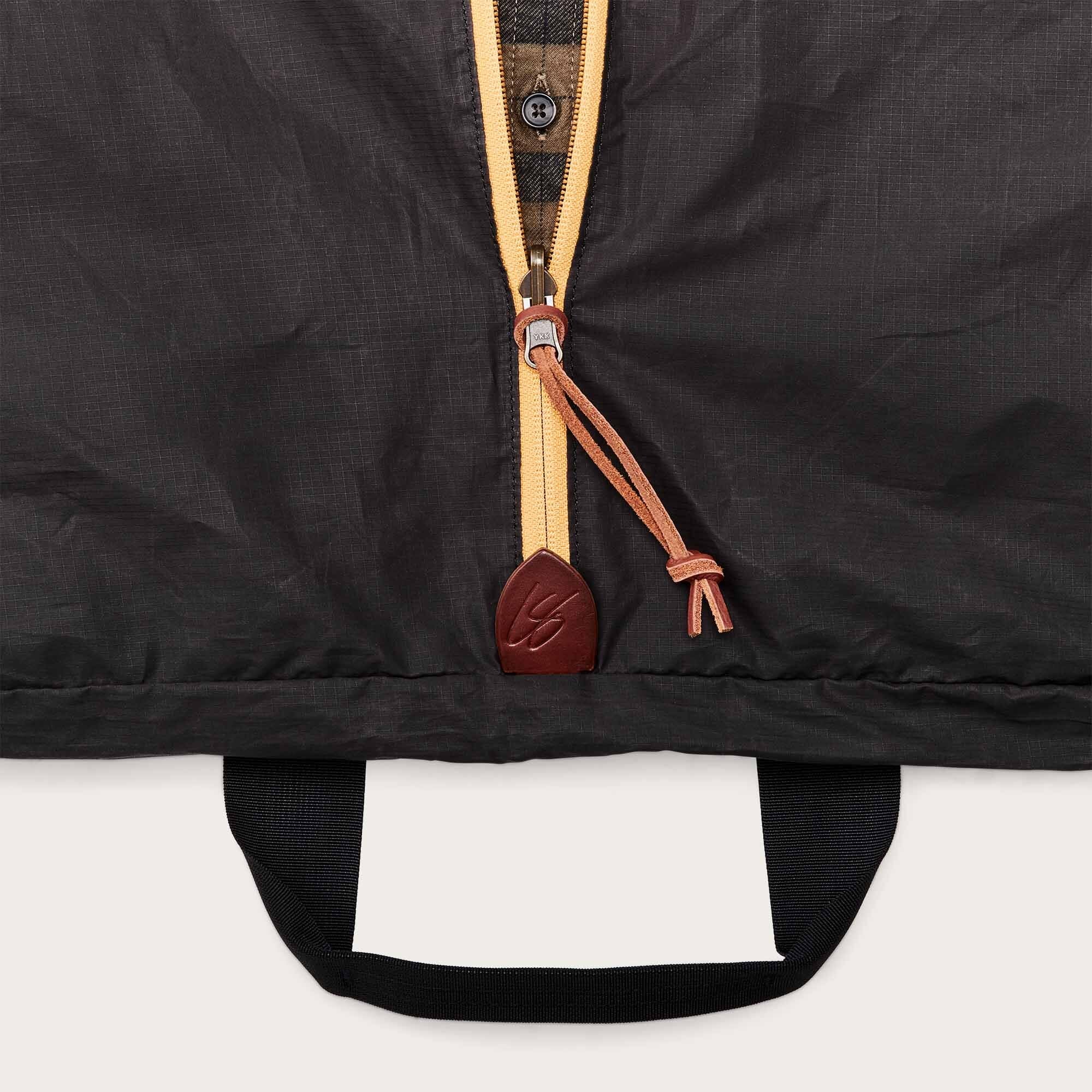 TRAVELLER SUIT COVER - Image 6