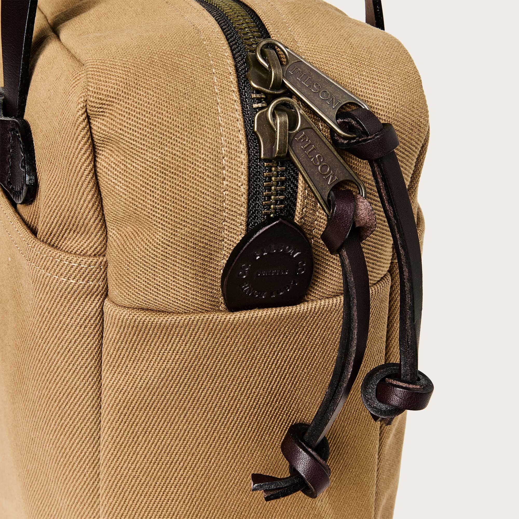 RUGGED TWILL SMALL ZIPPER TOTE BAG - Image 6