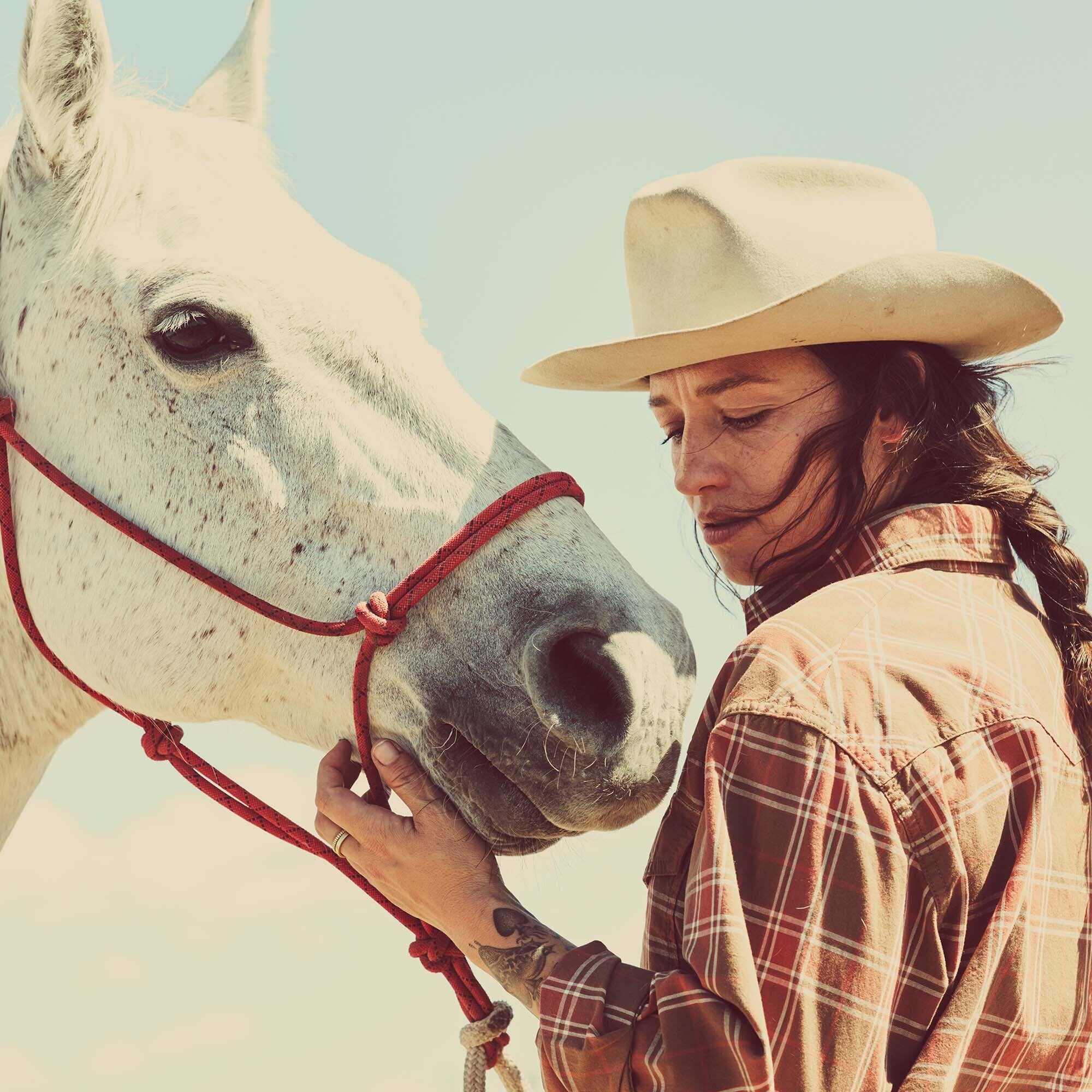 WOMEN'S FLANNEL WESTERN SHIRT - Image 5