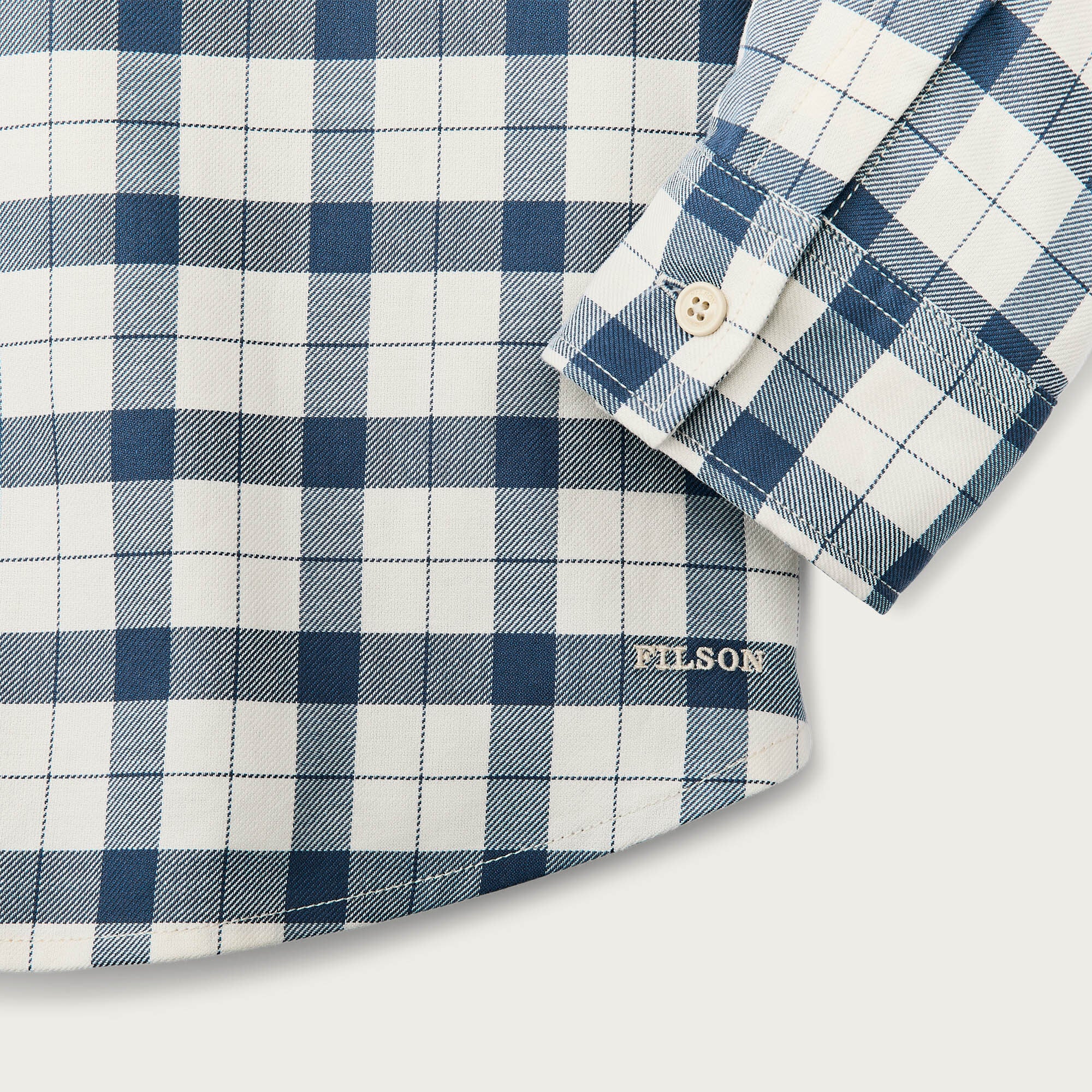 WOMEN'S LIGHT WEIGHT ALASKAN GUIDE SHIRT - Image 4