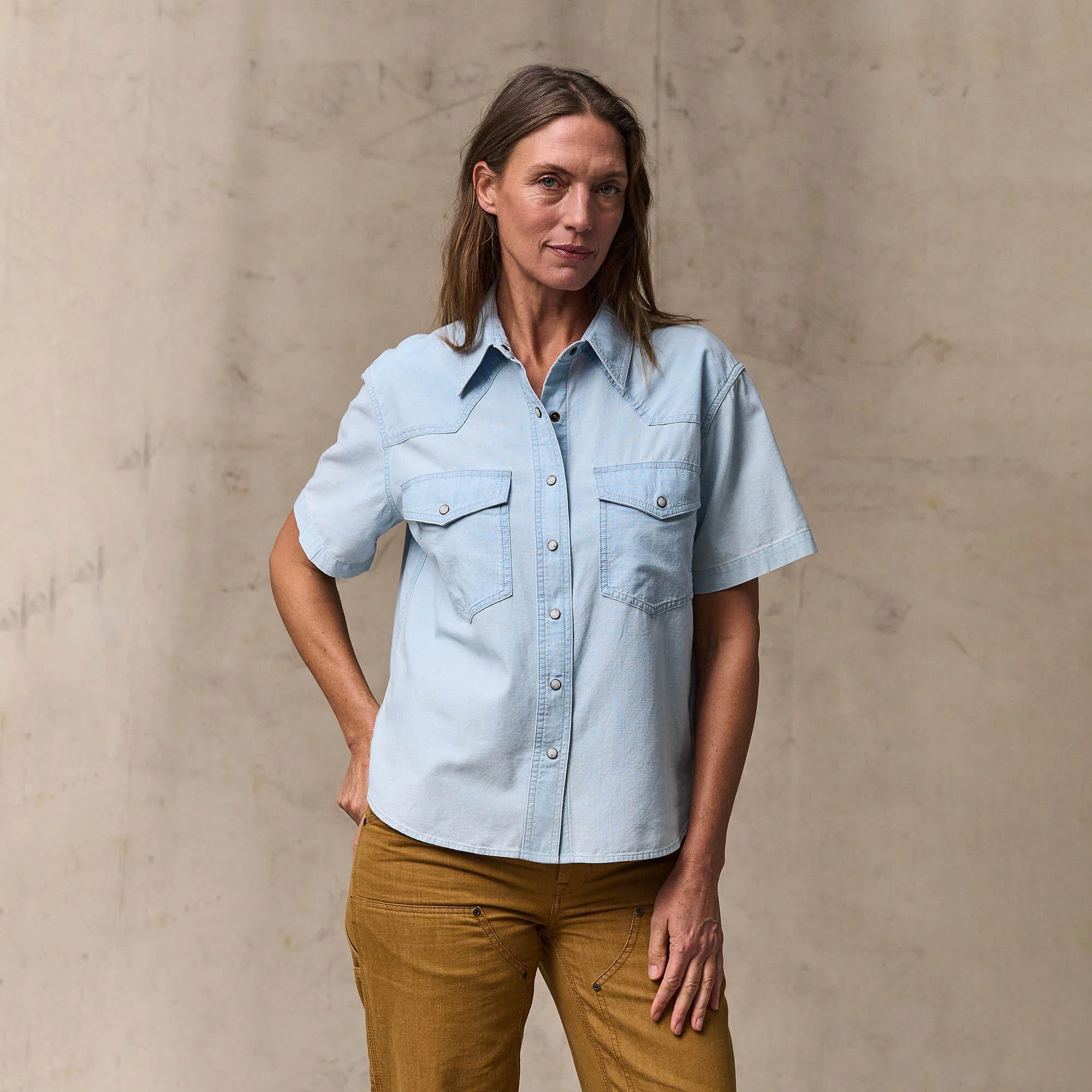 WOMEN'S SHORT SLEEVE CHAMBRAY WESTERN SHIRT - Image 5