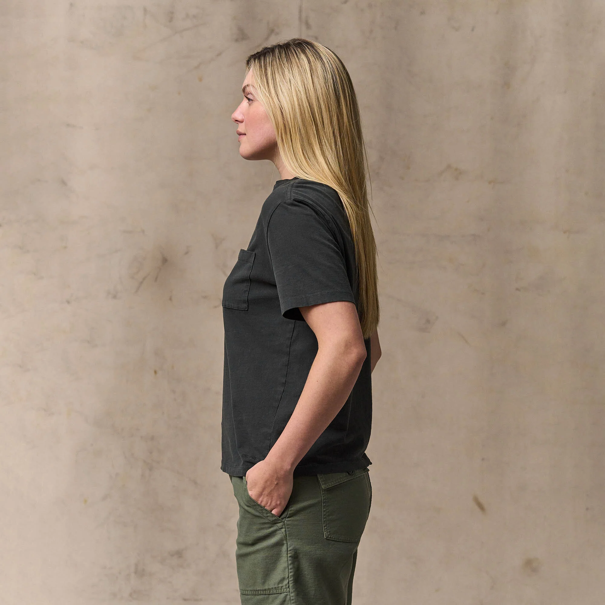 WOMEN'S SHORT SLEEVE POCKET TEE - Image 7