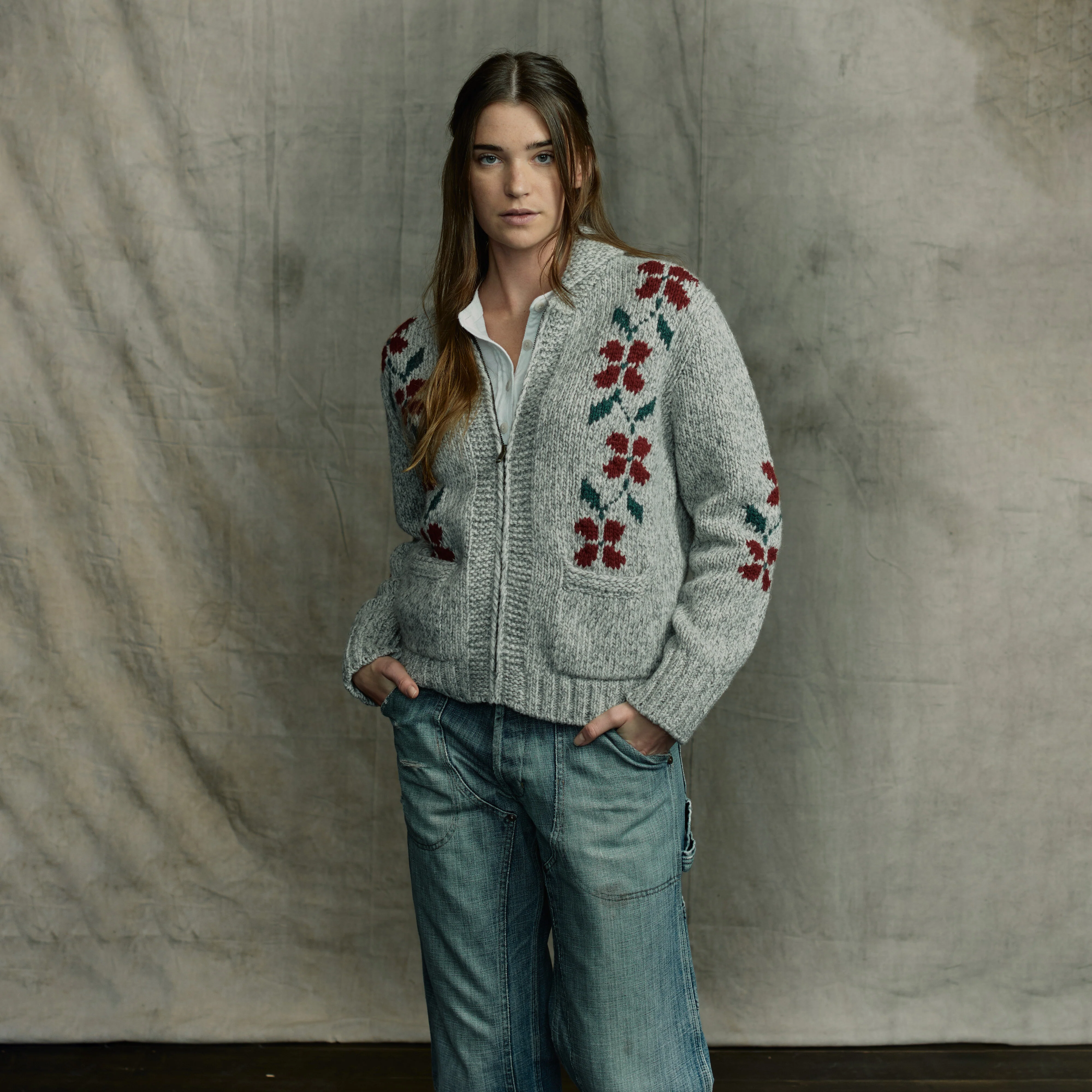 WOMEN’S ZIPPERED WOOL SWEATER - Image 6